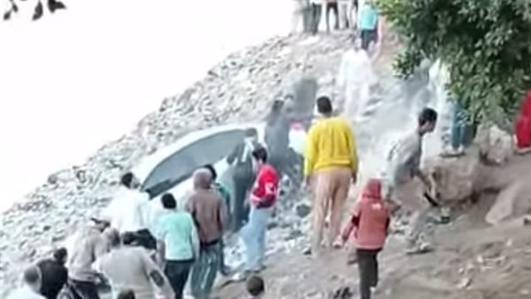 جانب من إنقاذ السيارة