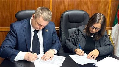  بيلاروسيا والجزائر تعززان العلاقات التجارية وتوقعان وثائق جديدة للتعاون 