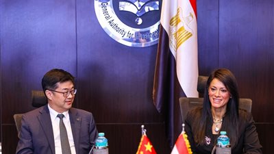 المشاط تدعو الشركات الصينية للمساهمة في مشروعات المنصة الوطنية لحشد الاستثمارات الخضراء نُوفّي