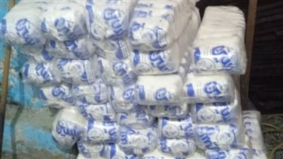  ضبط نصف طن سكر و300 كيلو دقيق سياحي بدون فواتير في حملات تموينية بالقليوبية 