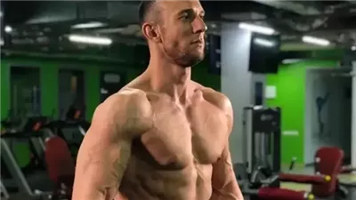 للترويج لبرنامجه عبر السوشيال ميديا.. مدرب لياقة بدنية يتناول 10 آلاف سعرة حرارية يوميًا وينتهي الأمر بوفاته