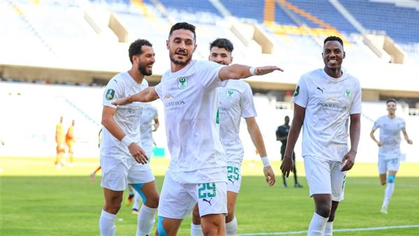 احتفال لاعبي المصري