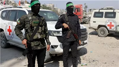 يديعوت أحرونوت: لا تقدم على الإطلاق في مسألة نزع سلاح حماس