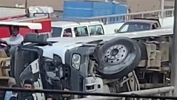 انقلاب سيارة نقل