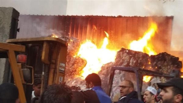 جانب من الحريق 