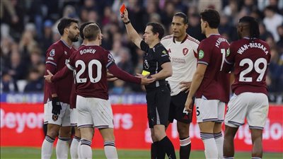 لوكاس باكيتا عن طرده في لقاء ليفربول: ربما يكون هذا السلوك نتيجة لكل ما تحملته