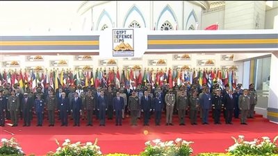 الرئيس السيسي يفتتح معرض الصناعات الدفاعية والعسكرية إيديكس 2025‎ | بث مباشر