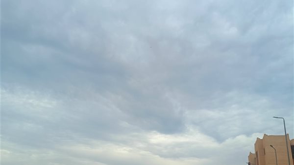 سحب ركامية تغطي مدن