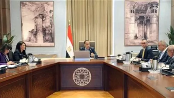 خلال الاجتماع