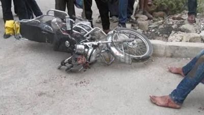 إصابة 9 أشخاص في حادث تصادم بين توك توكين ودراجتين ناريتين بالفيوم
