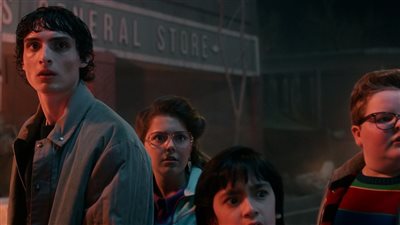 كواليس عرض الجزء الثاني من الموسم الخامس لمسلسل 5 Stranger Things