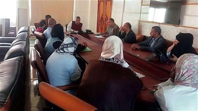 في اجتماع حاشد.. رئيس مدينة أبوزنيمة بجنوب سيناء يناقش خطة السكان والتنمية ومشاكل الزواج المبكر 