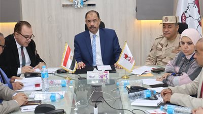 لليوم الثاني.. غرفة العمليات الرئيسية بسوهاج تتابع سير انتخابات النواب في 7 دوائر