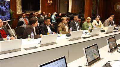 التنمية المحلية: التوسع في الرقعة الخضراء وزراعة الأشجار الملائمة للمناخ مع تطبيق نظام تتبّع وتكويد للمتابعة