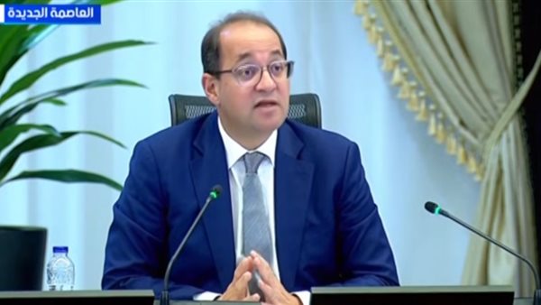 وزير المالية خلال