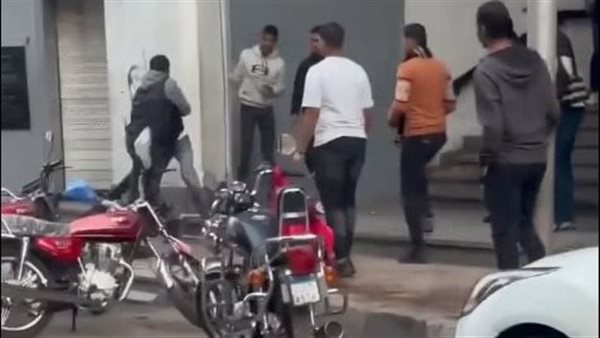 جانب من المشاجرة