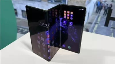 الطرح خلال أيام.. مزايا وعيوب هاتف سامسونج Galaxy Z TriFold ثلاثي الطي 