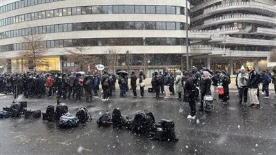 تركتهم خارجًا وسط الثلوج.. أمريكا تحرج الصحفيين قبل قرعة كأس العالم 2026