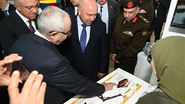 خلال الزيارة