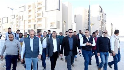 وزير الإسكان يتفقد مشروع سكن لكل المصريين والمدينة التراثية بالعلمين الجديدة