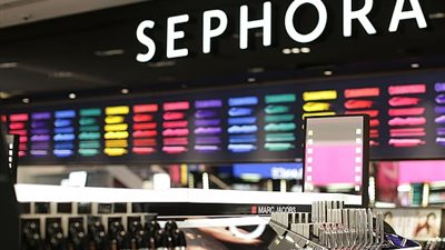  بسبب ذهابها المتكرر للحمام.. شركة سيفورا تطرد موظفة والأخيرة تتقدم بدعوى للمطالبة بتعويض 235 ألف دولار