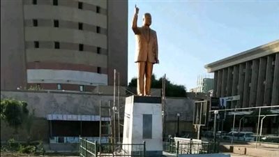 رئاسة حي غرب أسيوط تكشف حقيقة تحويل نصب الرئيس الراحل جمال عبد الناصر لأكشاك تجارية | خاص