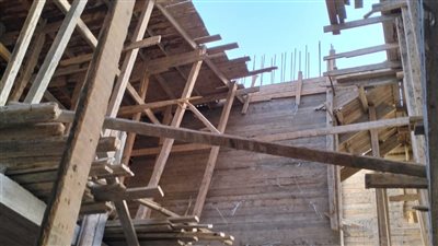 سقوط صبّة خرسانية في مبنى تحت الإنشاء ببنها.. وإصابة 6 عمال