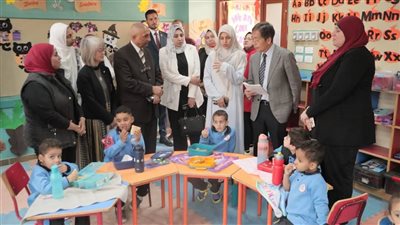 وفد المدارس المصرية اليابانية يتفقد إحدى مدارس الوادي الجديد | صور