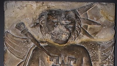 المتحف اليوناني الروماني يحتفل برأس السنة بعرض قطعة أثرية من العصر الروماني