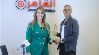 داليا المتبولي رئيس ملتقى التميز والإبداع العربي تكرم «القاهرة 24» كأفضل موقع إخباري لعام 2025 