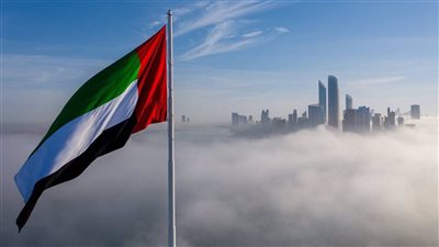 أجواء صحوة إلى غائمة جزئيا في الإمارات ورياح معتدلة على معظم المناطق