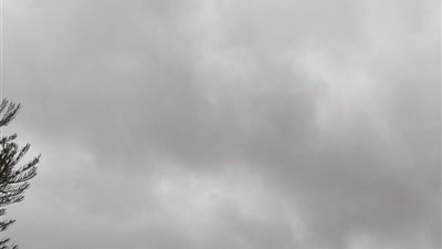 موجة من البرد والسُحب والغيوم وتوقعات بسقوط أمطار على مدينة سانت كاترين بجنوب سيناء والحرارة درجتان ليلًا | صور