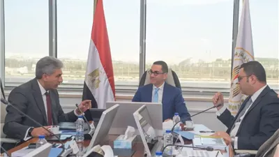 الاستثمار: تشكيل مجموعة عمل لوضع خطة بالفرص الاستثمارية في قطاع السياحة تستهدف زيادة أعداد السائحين