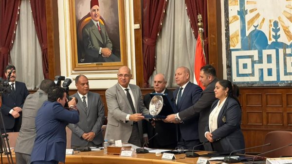 الدكتور إبراهيم صابر