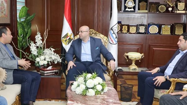 محافظ بني سويف ونائبه