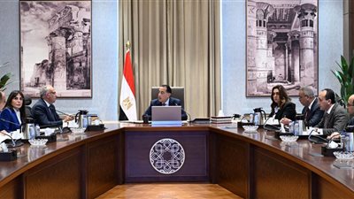 مدبولي يوجه بتعزيز جهود إزالة التعديات وحماية مجرى النيل ضمن المشروع القومي للأمن المائي