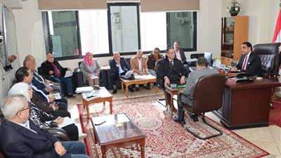 اجتماعات ببني سويف لمتابعة ملفات تثمين الأراضي وطلبات التقنين