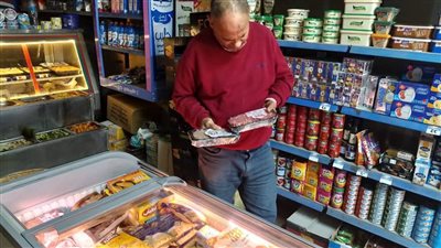 ضبط 503 علب سجائر مجهولة و100 كجم لحوم مصنّعة خلال حملة مكثفة بالخانكة