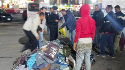 تكثيف الحملات الرقابية لإزالة الإشغالات وضبط المخالفات بعدد من أحياء مدينة العبور