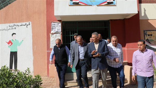 محافظ أسوان 