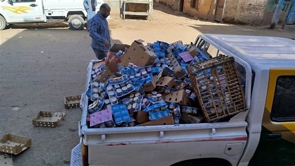 ضبط طن أغذية منتهية