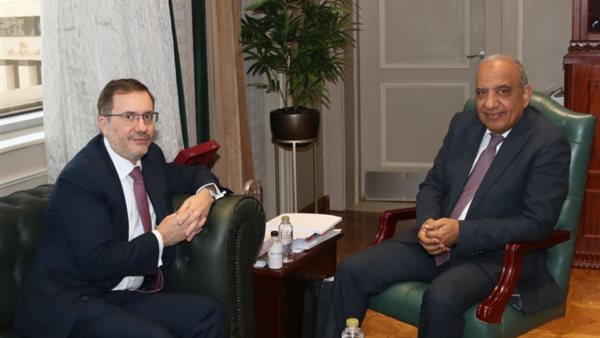 خلال اللقاء