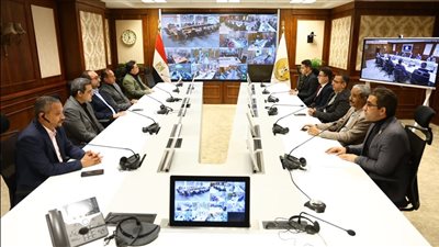 وزيرة التنمية المحلية تتابع سير انتخابات مجلس النواب بالدوائر الملغاة في 10 محافظات عبر مركز السيطرة 