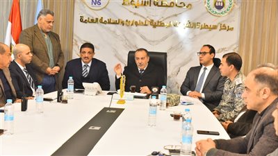 محافظ أسيوط: إغلاق لجان اليوم الأول لإعادة انتخابات مجلس النواب دون شكاوى