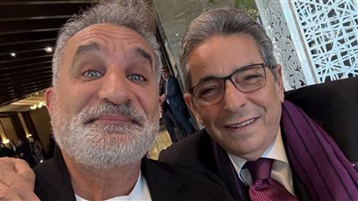 بعد نشره صورة تجمعه بـ محمود سعد.. باسم يوسف: أنا في ليبيا وكل لحظة فيها مفاجأة غير متوقعة