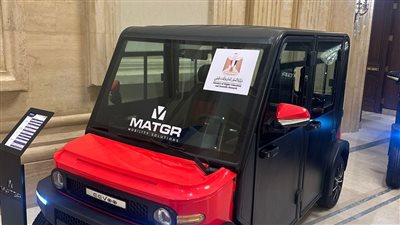 عرض السيارة الكهربائية المصرية على هامش معرض تسويق الابتكار