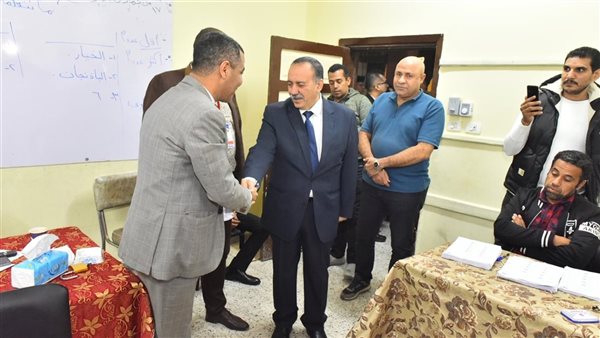 محافظ أسيوط