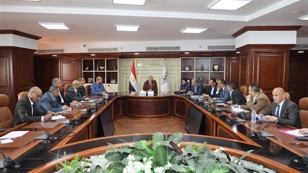 اللواء حازم عزت السكرتير