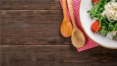 خبراء تغذية يكشفون أفضل وجبة خفيفة ليلًا لمن يعانون من الأرق الناتج عن الجوع