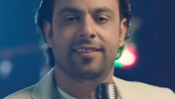 المطرب أحمد صلاح